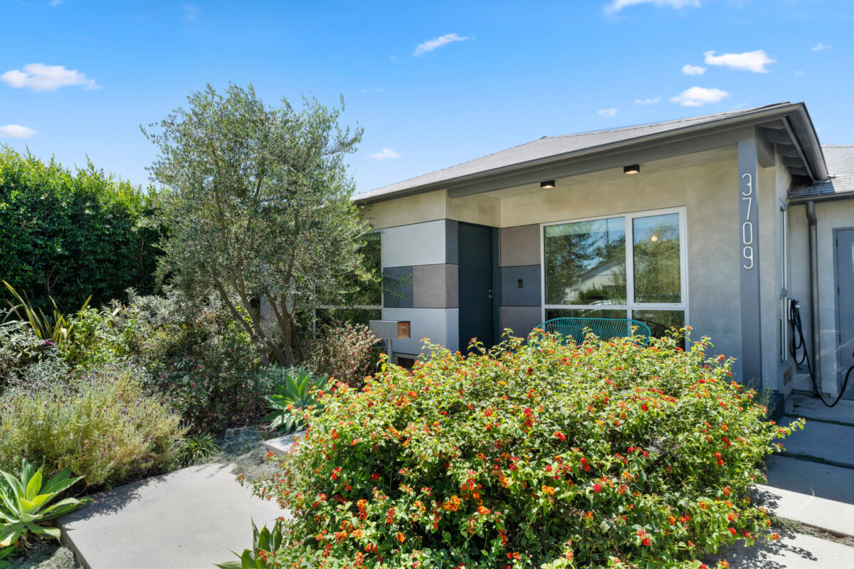 3709 Tilden Ave (3 of 26) 3709 Tilden Ave (3 of 26)